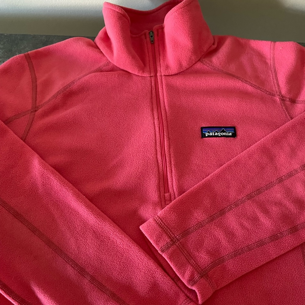 Patagonia 1/4 zip microfleece pullover